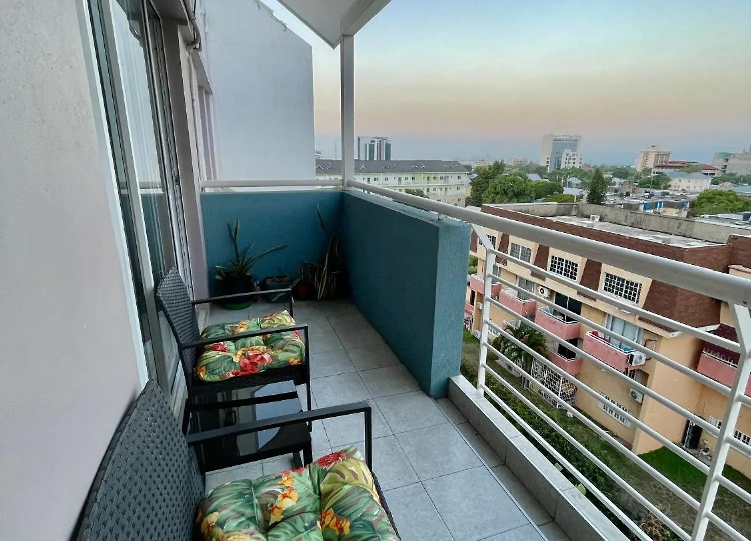 The Brompton'S Luxury Apartment Kingston 0*,  Giamaica
